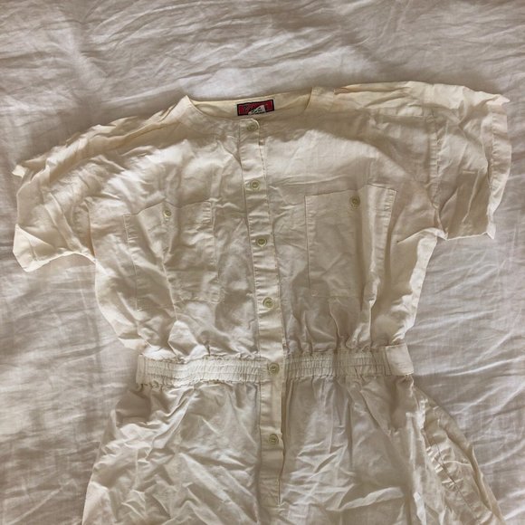 VINTAGE cream linen short jumpsuit - Picture 3 of 4